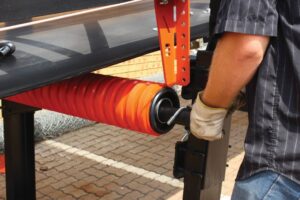 Figure 6: This roller tracker uses a unique ribbed lagging made of durable polyurethane to increase performance.